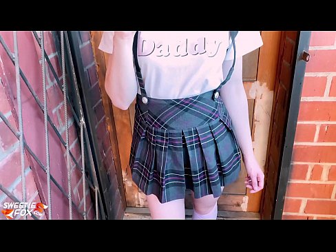 ❤️ Schoolgirl nyedot kontol rumiyin lan jancok tinimbang kelas. ❤ Video porno ing kita% jv.porncomixone.ru% ﹏